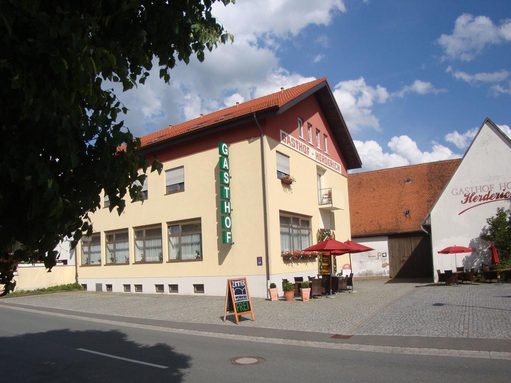 Hotel Gasthof Herderich Schlüsselfeld Exterior foto